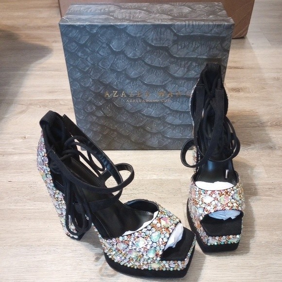 NIB Azalea Wang Brit Square Toe Strappy Platform Heel - Picture 6 of 16